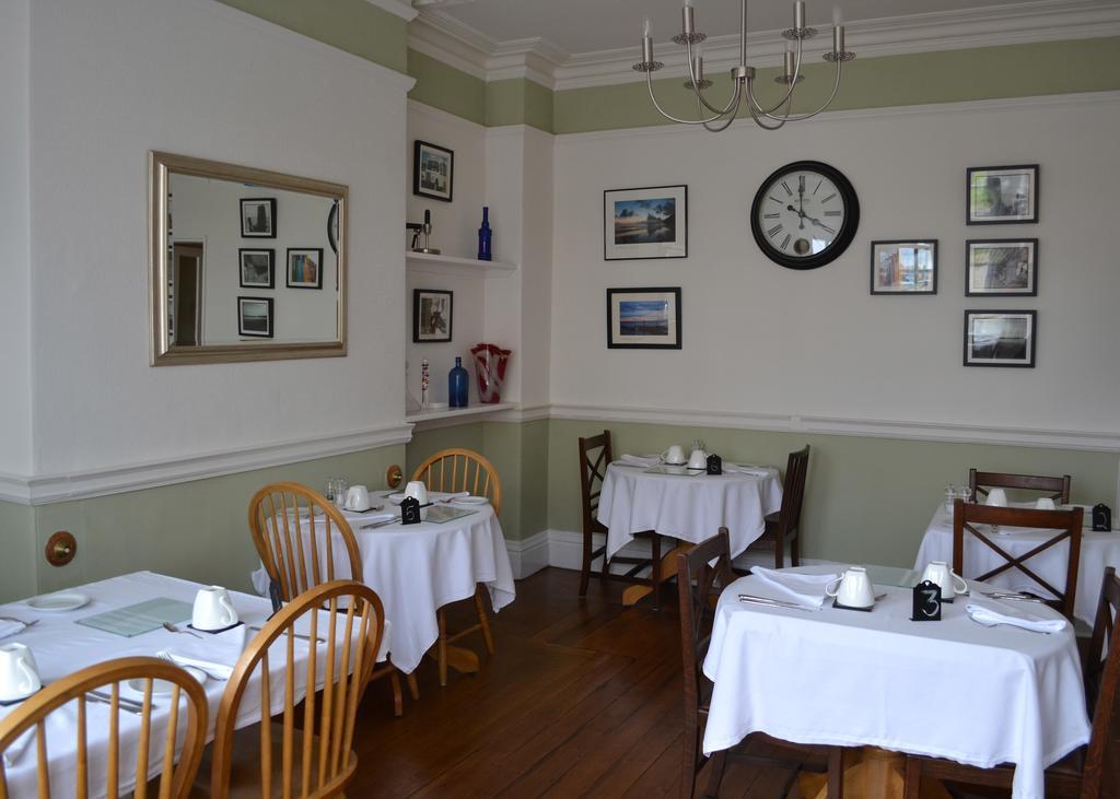 Bed and Breakfast Corra Lynn Уитби Экстерьер фото