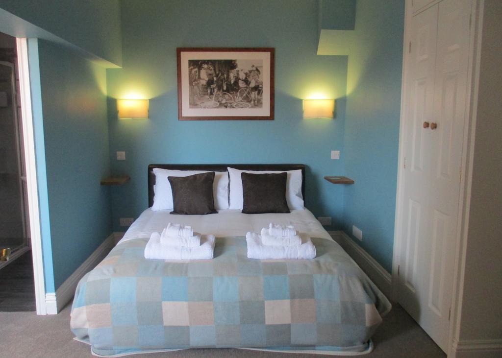 Bed and Breakfast Corra Lynn Уитби Экстерьер фото