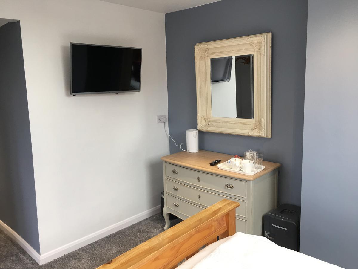 Bed and Breakfast Corra Lynn Уитби Экстерьер фото